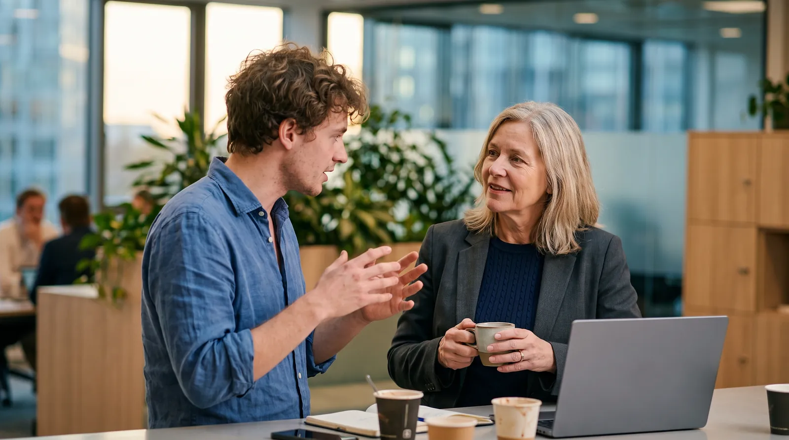 Elevator Pitch für Unternehmen: in 60 Sekunden überzeugen